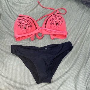 Time and Tru bathing suit set size small